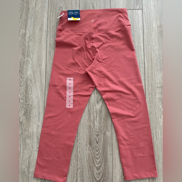 NWT Old Navy Cropped Leggings - Picture 3 of 4
